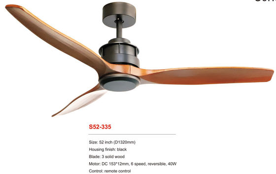 Il ventilatore da soffitto di legno moderno dell'interno accende il motore di CC di Matt Black Dimmable di 3 pale del compensato